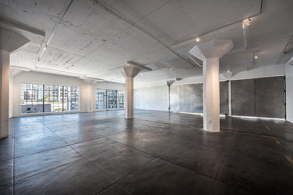 CornerLoft 1 DoorsClosed