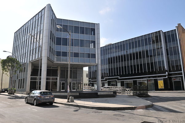 07 Paramount Financial District