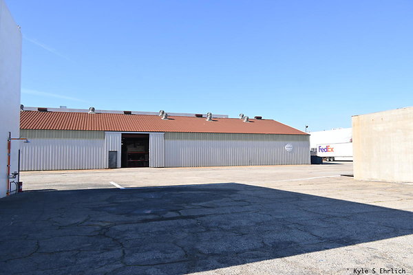 z FedEx Truck Parking Across Line