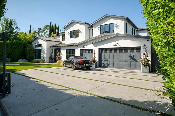 modern-farmhouse-18-98