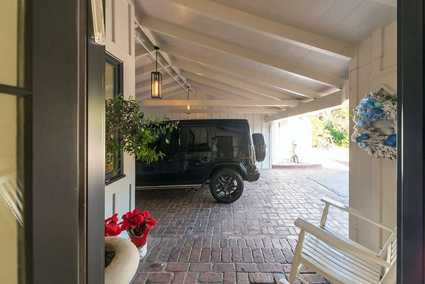 12595 carport 1