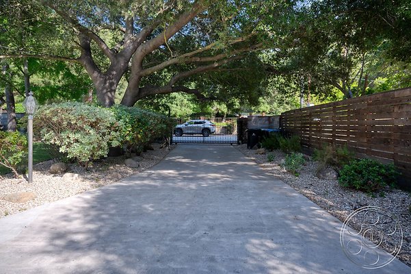 modern-farmhouse-6-85