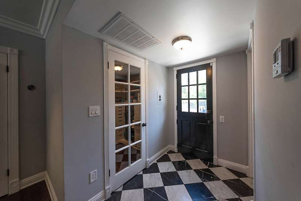 11215 mudroom 1