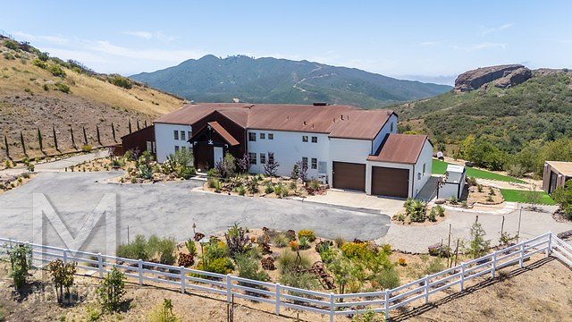 meyler 3889 002 - default