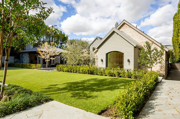 UNIVERSAL-D453-EN-85