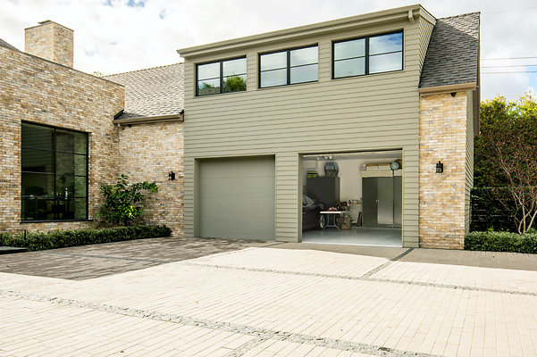 UNIVERSAL-D453-EN-84