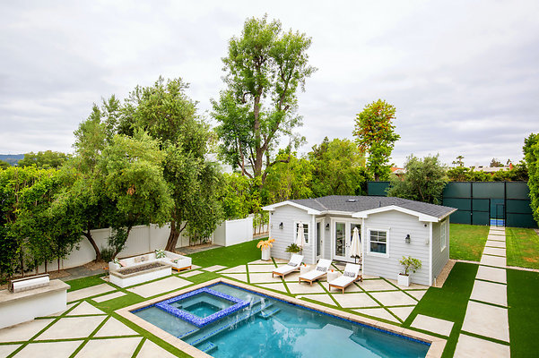 UNIVERSAL-D321-EN*-87