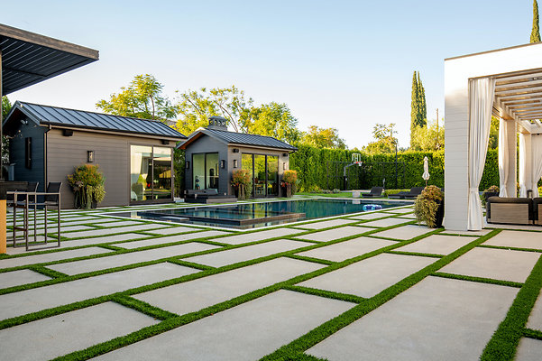 UNIVERSAL-D433-EN-62