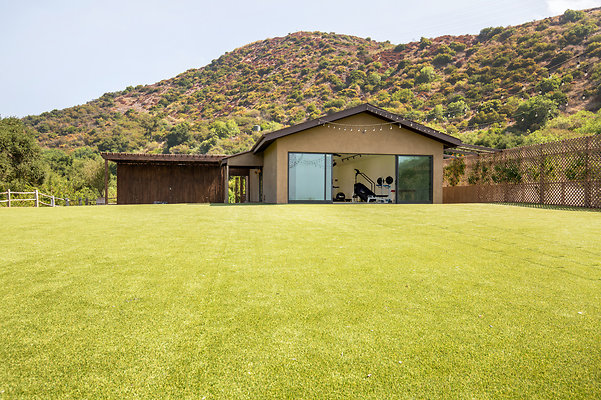 UNIVERSAL-D529-LA-142