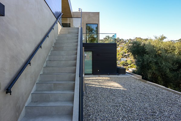 UNIVERSAL-D581-LA-32