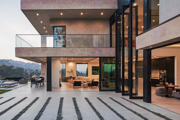 UNIVERSAL-D581-LA-81