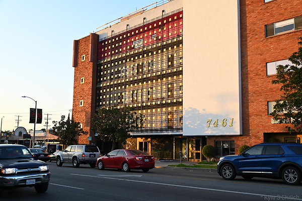 1001 7461 Beverly Blv - Beverly and Gardner 1001 7461 Beverly Blv - Beverly and Gardner