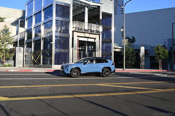 266 - 1000 Grand Bunker Hill Metro - New 266 - 1000 Grand Bunker Hill Metro - New