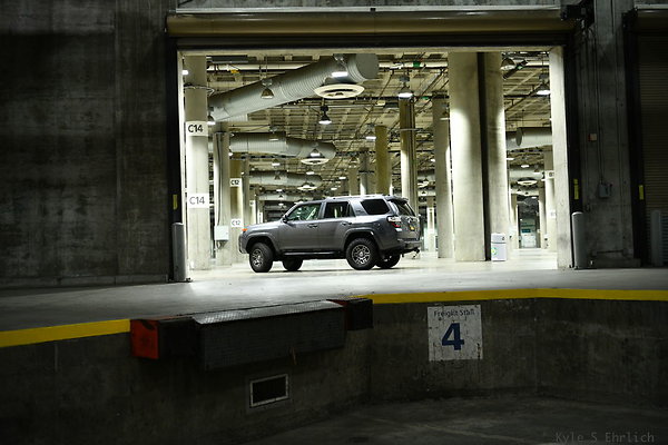 1002 LA Conv Kentia B Loading Dock