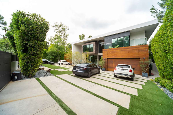 573 CAST Encino 13349