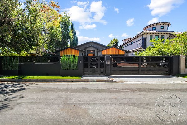 modern-farmhouse-16-1 modern-farmhouse-16-1