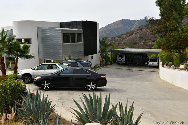 108 EastWest Arch 65