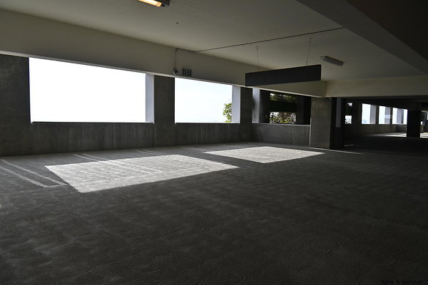 09 Floor Garage
